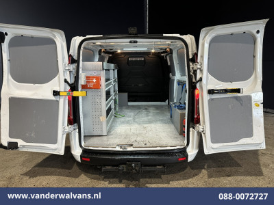 Ford Transit Custom 2.0 TDCI 130pk L2H1 Euro6 Airco | Camera | Apple Carplay | LED | 2800kg Trekhaak | Cruisecontrol Parkeersensoren, Stoelverwarming, Verwarmde voorruit, Bijrijdersbank foto 13
