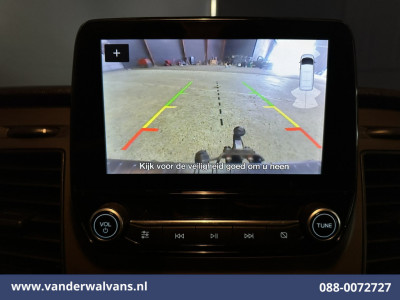 Ford Transit Custom 2.0 TDCI 130pk L2H1 Euro6 Airco | Camera | LED | Apple Carplay | Omvormer | 2800kg Trekhaak Cruisecontrol, Stoelverwarming, Verwarmde voorruit, Parkeersensoren, Bijrijdersbank 2