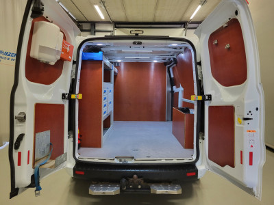 Ford Transit Custom 2.0TDCI 130pk L2/H1 Inrichting 2800kg Trekkracht Euro 6! 6