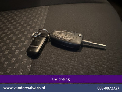 Ford Transit Custom 2.0 TDCI 130pk L2H1 Inrichting Euro6 Airco | Camera | 2800kg Trekhaak | LED | Cruisecontrol Stoelverwarming, Verwarmde voorruit, Parkeersensoren, Achterklep foto 21