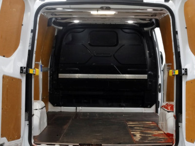 Ford Transit Custom 2.0 TDCI 130pk L2H1 Trend Airco/Navi/Camera Trekhaak 2800kg 07-2023 foto 5