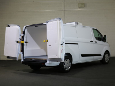 Ford Transit Custom 2.0 TDCI 130pk L2 H1 Trend Koelwagen Automaat Airco Camera Apple Carplay foto 10