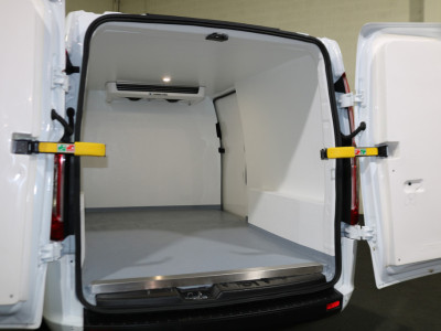 Ford Transit Custom 2.0 TDCI 130pk L2 H1 Trend Koelwagen Automaat Airco Camera Apple Carplay foto 13