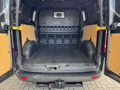 Ford Transit Custom 2.0 TDCI 131pk L2H1 Limited DC | D-RIEM NIEUW! | 2x SCHUIF | Navi | Camera | Raptor | CarPlay | Trekhaak | 5-p foto 10