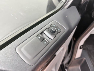 Ford Transit Custom 2.0TDCI 136PK Lang Business Digital Cockpit | Navigatie | Camera | Multimedia | 3-Zits | Trekhaak foto 5