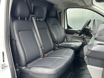 Ford Transit Custom 2.0 TDCI 136 PK TREND / L2H1  / 2.740 KG AHG / CAMERA / CRUISE / 3 ZITS / AIRCO / CARPLAY foto 3