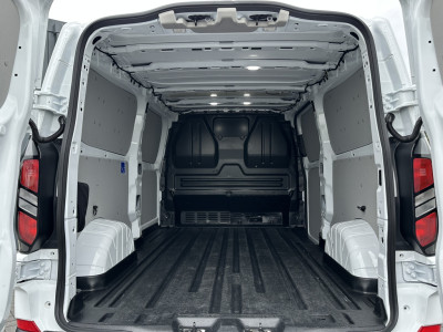 Ford Transit Custom 2.0 TDCI 136 PK TREND / L2H1  / 2.740 KG AHG / CAMERA / CRUISE / 3 ZITS / AIRCO / CARPLAY foto 6