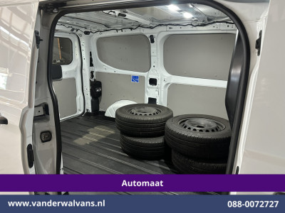Ford Transit Custom 2.0 TDCI 136pk Automaat L1H1 Euro6 Airco | Camera | Apple Carplay | LED | Cruisecontrol | 2470kg Trekhaak Android Auto, Verwarmde voorruit, Parkeersensoren, Bijrijdersbank foto 15