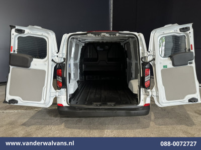 Ford Transit Custom 2.0 TDCI 136pk L1H1 Euro6 Airco | Camera | LED | Apple Carplay | Cruisecontrol Android Auto, Verwarmde voorruit, Parkeersensoren, Bijrijdersbank foto 13