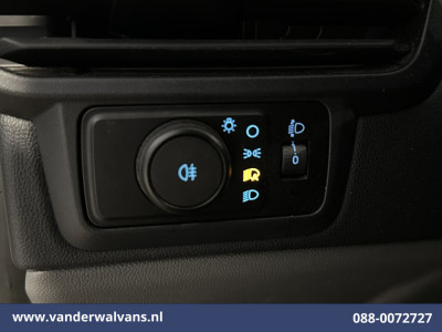 Ford Transit Custom 2.0 TDCI 136pk L1H1 Euro6 Airco | Navigatie | LED | Apple Carplay | Cruisecontrol Android Auto, Verwarmde voorruit, Stoelverwarming, Parkeersensoren, Bijrijdersbank foto 17