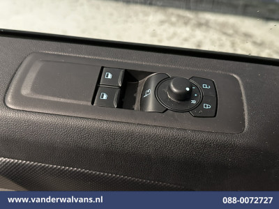 Ford Transit Custom 2.0 TDCI 136pk L1H1 Euro6 Airco | Navigatie | LED | Apple Carplay | Cruisecontrol Android Auto, Verwarmde voorruit, Stoelverwarming, Parkeersensoren, Bijrijdersbank foto 19