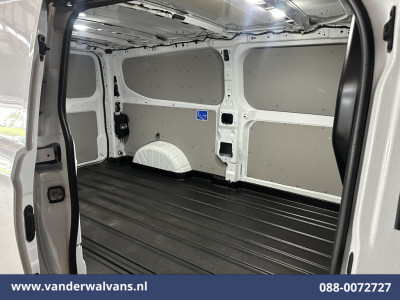 Ford Transit Custom 2.0 TDCI 136pk L2H1 Euro6 Airco | Camera | LED | Cruisecontrol Verwarmde voorruit, Parkeersensoren, Bijrijdersbank, 2740kg trekvermogen foto 13