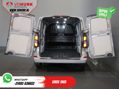 Ford Transit Custom 2.0 TDCI 150 pk L2 Limited BPM VRIJ! (DEMO) LED/ 2x Schuifdeur/ 5J/ 200.000km GARANTIE! Stoelverw./ Carplay/ Camera/ PDC/ LMV/ Cruise/ Inductie lader/ Rij Assist foto 5