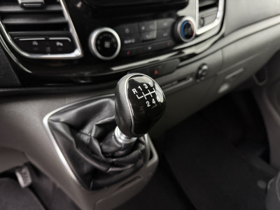 Ford Transit Custom 2.0TDCI 170PK Lang Dubbele Cabine Limited | Multimedia | Camera | Trekhaak | 2xSchuifdeur foto 18