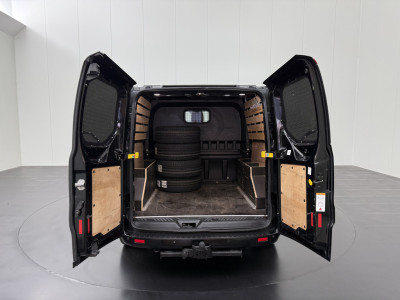 Ford Transit Custom 2.0TDCI 170PK Lang Dubbele Cabine Limited | Multimedia | Camera | Trekhaak | 2xSchuifdeur foto 4