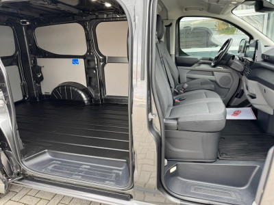 Ford Transit Custom 2.0 TDCI 170pk L1H1 Limited Automaat | Navi | Trekhaak | CarPlay | Camera | Stoelverw. | Cruise | Stuur leder foto 11