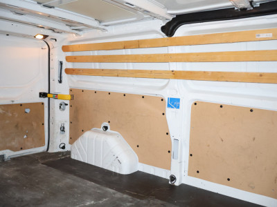 Ford Transit Custom 2.0 TDCI 170pk L2 H1 Airco Camera Trekhaak foto 16