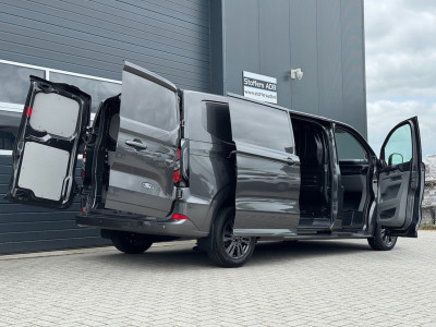 Ford Transit Custom 2.0 TDCI 170pk L2H1 Limited Automaat | CarPlay | 17 inch | Camera | Stuur + stoelverwarming | LED | Keyfree 2