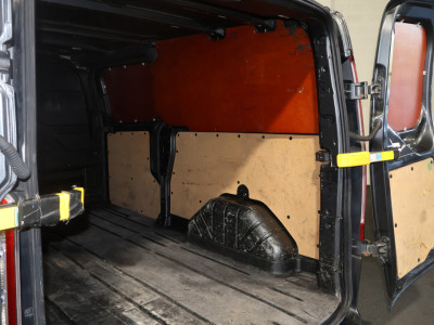 Ford Transit Custom 2.0 TDCI 170pk L2 H1 Trend foto 13