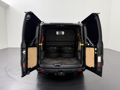 Ford Transit Custom 2.0TDCI 185PK Automaat Dubbele Cabine Sport DC | Multimedia | Camera | Leder | Led | 2x Schuifdeur | Trekhaak foto 4
