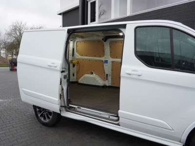 Ford Transit Custom 2.0 TDCI 185PK Sport Automaat EURO 6 - Airco - PDC - Camera - €11.950,- Excl. 9