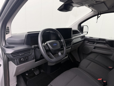 Ford Transit Custom 2.0TDCI Automaat Lang Limited | 2xSchuifdeur | Multimedia | Camera | Airco | Cruise | 3-Zits | Trekhaak foto 3