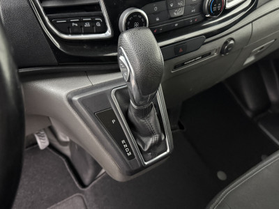Ford Transit Custom 2.0TDCI Automaat Lang Limited | Imperiaal | trekhaak | 2xSchuifdeur | Airco | Cruise | 3-Zits foto 19