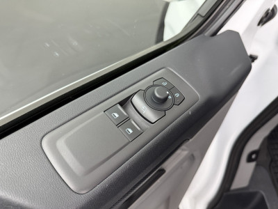 Ford Transit Custom 2.0TDCI Business | Multimedia | Airco | Cruise | 3-Zits | Betimmering 8