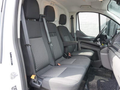 Ford Transit Custom 2.0 TDCI EURO 6 - Airco - Cruise - Camera - €16.900,- Excl. 5