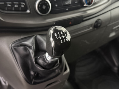 Ford Transit Custom 2.0TDCI Imperiaal | Trekhaak | Multimedia | Camera | 3-Zits foto 17