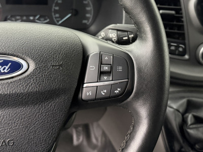 Ford Transit Custom 2.0TDCI Kastinrichting | Trekhaak | Navigatie | Multimedia | 3-Zits | Airco | Cruise foto 16