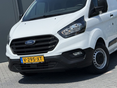 Ford Transit Custom 2.0 TDCI / L1H1 / 1e EIG. / 40.176 KM! / TREKHAAK / IMPERIAAL / INRICHTING / AIRCO / 3-ZITS 15
