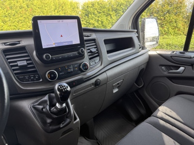 Ford Transit Custom 2.0 TDCI / L1H1 / 1e EIG. / AIRCO / CRUISE / NAVI / LED / 2.5 TONS TREKHAAK / 3-ZITS / PDC foto 13