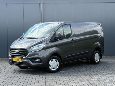 Ford Transit Custom 2.0 TDCI / L1H1 / 1e EIG. / AIRCO / CRUISE / NAVI / LED / 2.5 TONS TREKHAAK / 3-ZITS / PDC foto 2