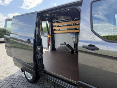 Ford Transit Custom 2.0 TDCI / L1H1 / 1e EIG. / AIRCO / CRUISE / NAVI / LED / 2.5 TONS TREKHAAK / 3-ZITS / PDC foto 7
