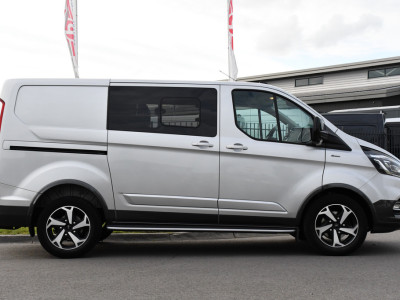 Ford Transit Custom 2.0 TDCI L1H1 Active DC Full Options! Adaptieve Cruise, Camera, Xenon, Carplay, Leder, Automaat, 170pk, Multimedia, Uniek! foto 10