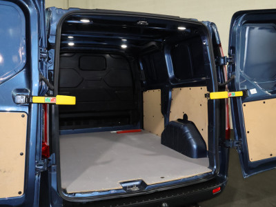 Ford Transit Custom 2.0 TDCI L1 H1 Automaat Navigatie Camera foto 13