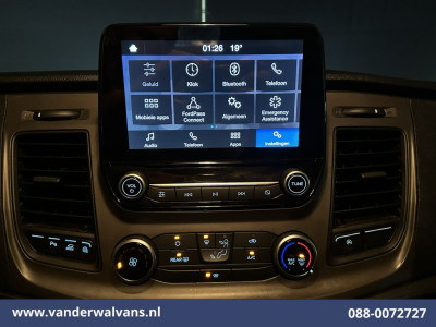 Ford Transit Custom 2.0 TDCI L1H1 Euro6 Airco | Camera | Imperiaal | Apple Carplay | LED | Cruisecontrol Android Auto, Verwarmde voorruit, 2500kg Trekhaak, Parkeersensoren, Bijrijdersbank foto 17