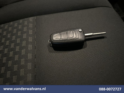 Ford Transit Custom 2.0 TDCI L1H1 Euro6 Airco | Camera | Imperiaal | Apple Carplay | LED | Cruisecontrol Android Auto, Verwarmde voorruit, 2500kg Trekhaak, Parkeersensoren, Bijrijdersbank foto 19