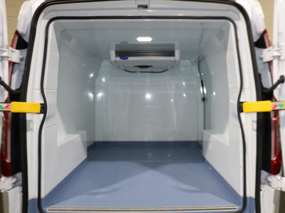Ford Transit Custom 2.0 TDCI L1H1 Trend Koelwagen foto 3