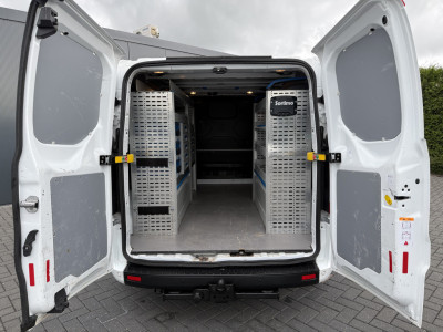 Ford Transit Custom 2.0 TDCI / L2H1 / 1e EIG. / SORTIMO INRICHTING / TREKHAAK / CRUISE / 3-ZITS / 2800 KG AHG 6