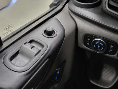 Ford Transit Custom 2.0TDCI L2/H1 2X Schuifdeur 2800kg Trekgewicht Euro 6! foto 15