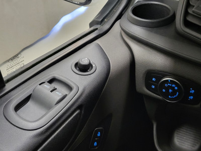 Ford Transit Custom 2.0TDCI L2/H1 2X Schuifdeur 2800kg Trekgewicht Euro 6! foto 15