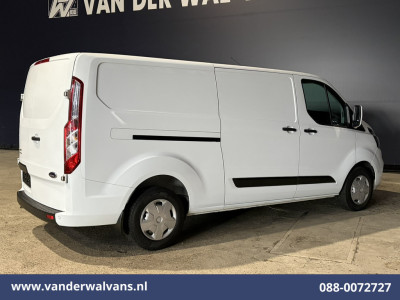 Ford Transit Custom 2.0 TDCI L2H1 Euro6 Airco | Camera | Navigatie | LED | Apple Carplay | Bijrijdersbank Cruisecontrol, Stoelverwarming, Verwarmde Voorruit, Parkeersensoren, 2670kg laadvermogen foto 12