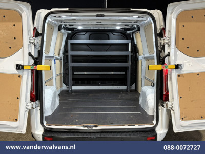 Ford Transit Custom 2.0 TDCI L2H1 Euro6 Airco | Camera | Navigatie | LED | Apple Carplay | Bijrijdersbank Cruisecontrol, Stoelverwarming, Verwarmde Voorruit, Parkeersensoren, 2670kg laadvermogen foto 13