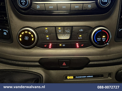 Ford Transit Custom 2.0 TDCI L2H1 Euro6 Airco | Camera | Navigatie | LED | Cruisecontrol Parkeersensoren, Stoelverwarming, Verwarmde voorruit, Bijrijdersbank, 2800kg trekvermogen foto 7