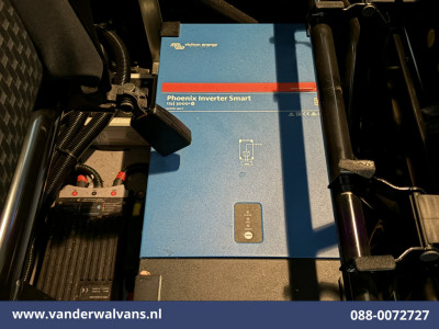 Ford Transit Custom 2.0 TDCI L2H1 Euro6 Airco | Camera | Omvormer | Apple Carplay | LED | Cruisecontrol | 2800kg Trekhaak Android Auto, Verwarmde voorruit, Parkeersensoren, Bijrijdersbank 3