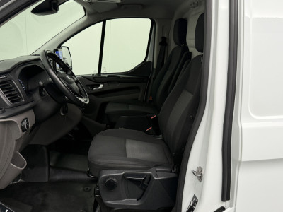Ford Transit Custom 2.0TDCi 130PK Automaat | Imperiaal | Gatelocks | Navigatie | Camera | Airco | Cruise | 3-Persoons | Betimmering 20