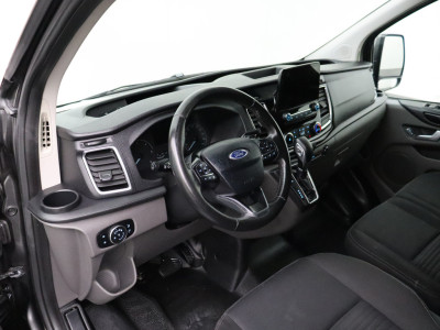 Ford Transit Custom 2.0TDCi 130PK Automaat Lang Limited | Navigatie | Camera | 3-Persoons | Trekhaak | Airco | Cruise | Betimmering foto 3