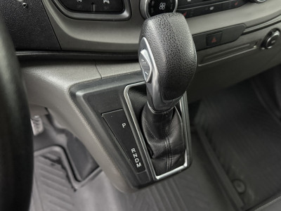 Ford Transit Custom 2.0TDCi 130PK Automaat | Navigatie | Multimedia | Airco | Cruise | 3-Zits foto 17